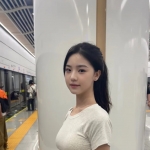 依婕 167.49.C+.22歲